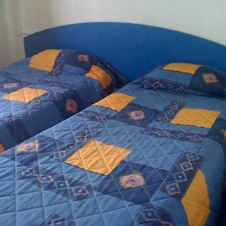 Hotel Cheap Beds Paris